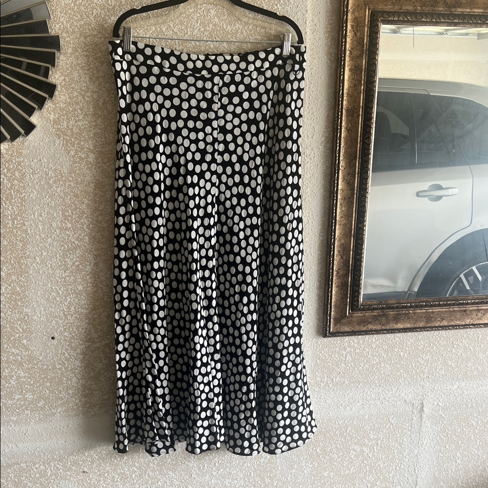 Zara Black and White Maxi Skirt